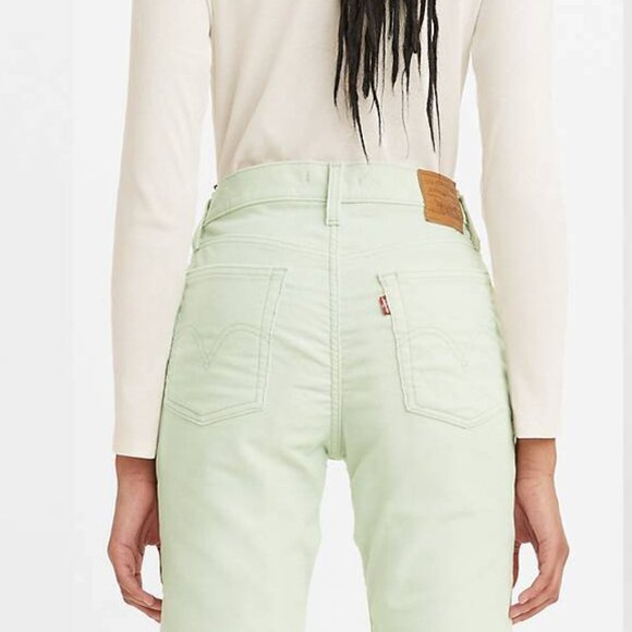 NWT $98 LEVI'S Women 26x28 WEDGIE STRAIGHT FIT CORDUROY Cropped PANTS Jeans MINT - Picture 3 of 10